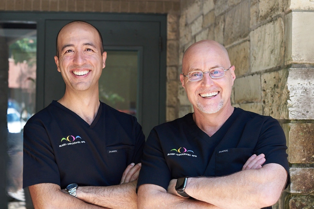 img-why-choose-us-two-board-certified-orthodontists